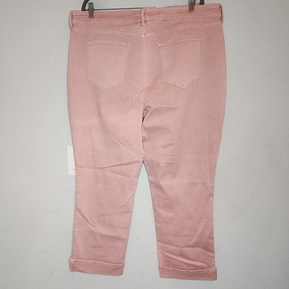 NYDJ Marilyn Straight Pink Cuffed Cropped Stretch Denim Pants Women's size 20W - Picture 10 of 16